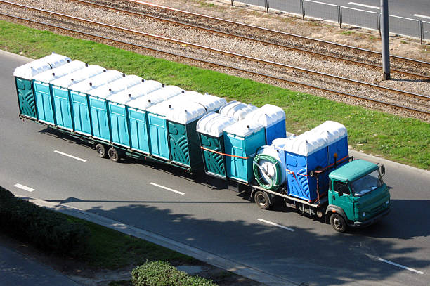 Portable Toilet Options We Offer in Beach City, TX